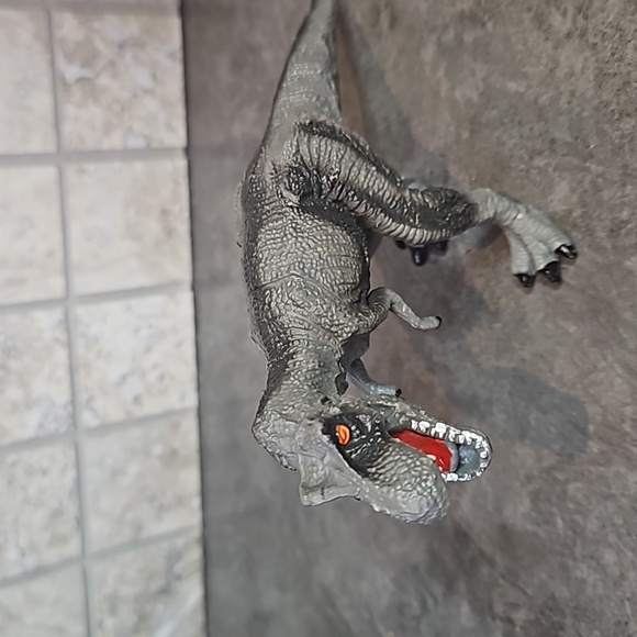 Vintage Velociraptor Dinosaur Toy Figure - Picture 7 of 8